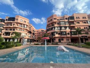 Élégance Apartment with 5 swimming pool for family