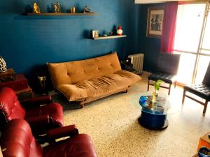 Casa grande, céntrica y con garaje