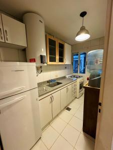 Muy buen apartamento con parrilla y piscina, en country