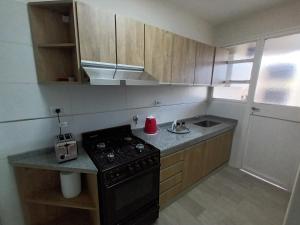 Frente al Parque San Martín