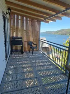 cabaña nueba con hermosa vista al río, niebla valdivia - Corral