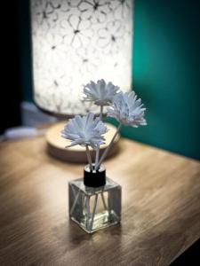 SPECIAL OFFER !!! Unique Hideout - FreeNETFLIX - 6mins to METRO BenThanh