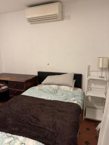 Single room with shared bathroom 2