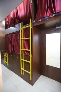 Mango Goregaon Hostel & PG