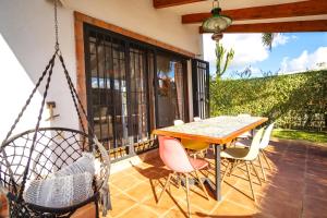 Casa ZAHOMAR con piscina exterior