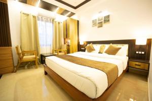 Ivy Nirvana, Lakhisarai