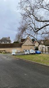 Maisons de vacances La Leonard ile au coeur de l ile d or logement avec chambre climatisee : Maison 1 Chambre