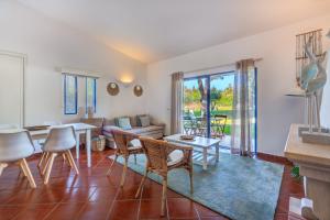 PARAISO DE ALVOR - A true paradise in an amazing nature place with direct access to the pool - Peace and relax - next to Alvor Village and the beach