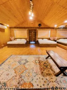 Woods inn - Pīlamedu