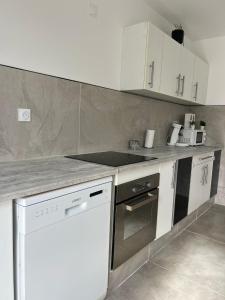 Villa tout confort en Provence avec Piscine, ainsi quun parking privé