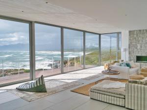 Seafront Villa - Whale Bay Luxury Retreat