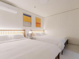 6 people, Lotte World, Seongsu, Gangnam, COEX, Jamsil Station, Samsung&Asan Hospital, KSPO Dome, Shinnonhyeon