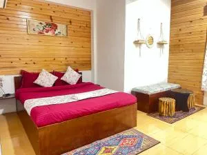 Monratino Ridge View Residency 7 mins away from Mg Marg - Zuluk