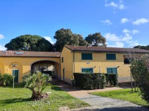 Casa al mare con giardino "Garden House", 2 km spiaggia golfo di Baratti & parco archeologico