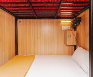 Golden Sands Dormitory and Single AC Rooms