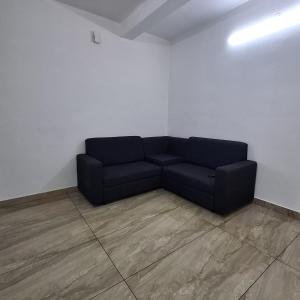 Skylux service apartment