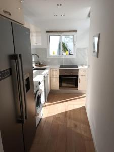 Agréable bungalow avec grande terrasse et piscine