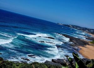 Ballito Groves apartment-sleeps 4 -pool -gym