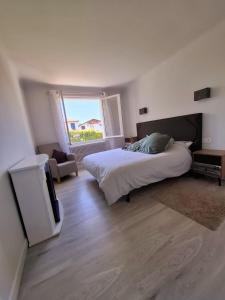 Appartements Hendaye a 6mn a pied de la plage parking prive : photos des chambres