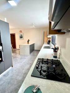 Luxury 6BR Villa Flic en Flac