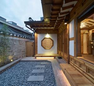 Luxury Hanok Harmony House