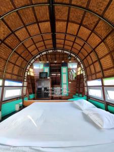 p1 เรือนเรือรักษ์ เรือนรอยน้ำ บ้านกามเทพ อัมพวา โฮมสเตย์