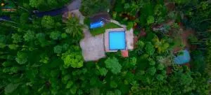 Karapuzha Lakeshore - Chithragiri