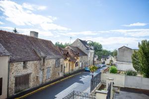 Appartements L-ancienne ferme du chateau : photos des chambres