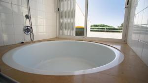 Casa Orquidies I by HR Costabrava