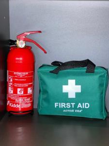 Peaceful new Apartment in heart of French Riviera with Mountain and Pool view