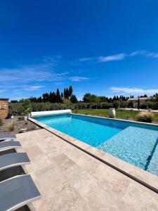 Villas Large modern house near St Remy de Provence : photos des chambres