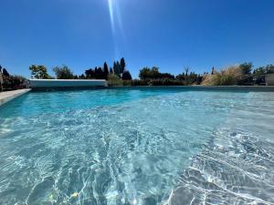 Villas Large modern house near St Remy de Provence : photos des chambres