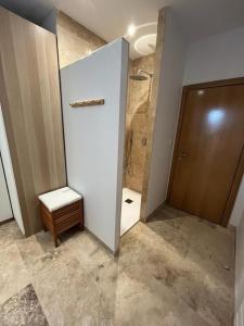 Villas Large modern house near St Remy de Provence : Villa