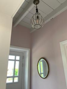 Vernieuwd luxe voorhuis - naast de molens