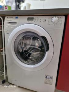 Furnished apartment near highway