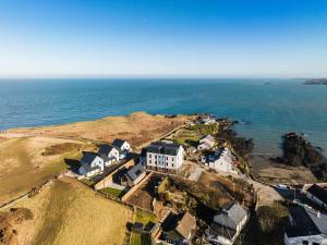 Tai Porth Llechog Townhouse by Birch Stays