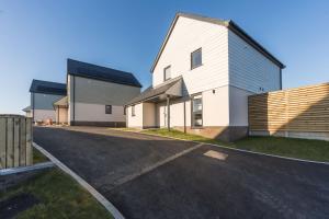 Tai Porth Llechog Townhouse by Birch Stays