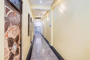 Pradhan Hotel - Pratāpgarh