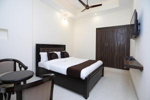 Hotel O Royal Inn