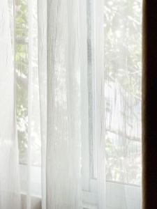 Cozy Modern Place with Projector - Near PINK CHURCH