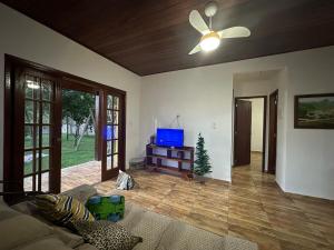 Casa do Sossego perto das montanhas com piscina e área gourmet! Perfeito para um descanso com família e amigos