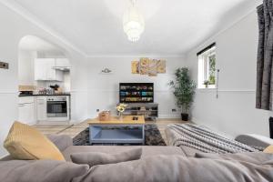 Watford Cozy Full Home - Perfect for Harry Potter Studios!