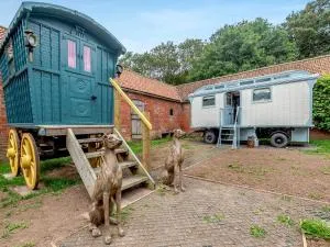 Peaceful Travelers Rest - Uk44790 - Humberston