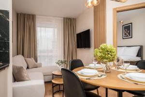 AYCON APARTMENTS by WARSAW