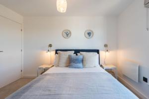 Gwel Y Mor Penthouse by Birch Stays New Home