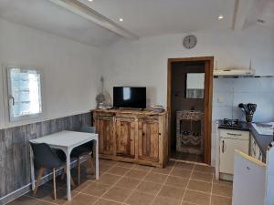 Appartements Les Lauriers : photos des chambres