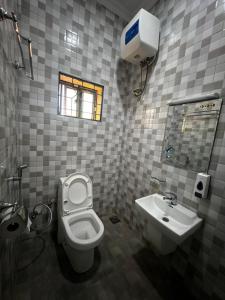 Hadraj Clocktower Apartment2