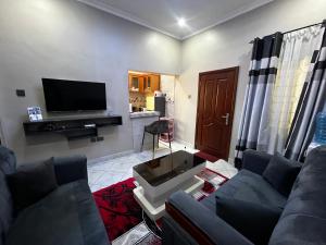 Hadraj Clocktower Apartment2