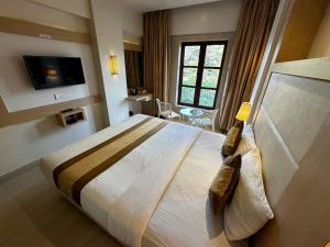 South Coast Hotel Wagle Estate Thane