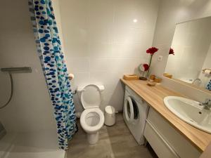 Appartements Studio 4 Pers avec Wifi, Balcon et Parking - Brides-les-Bains - FR-1-512-195 : photos des chambres